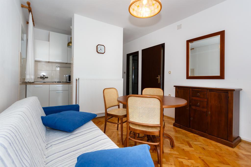 Apartment Hudan Malinska Ngoại thất bức ảnh